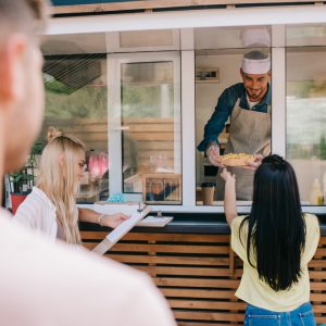 How to Transition from Food Truck to Brick-and-Mortar Restaurant
